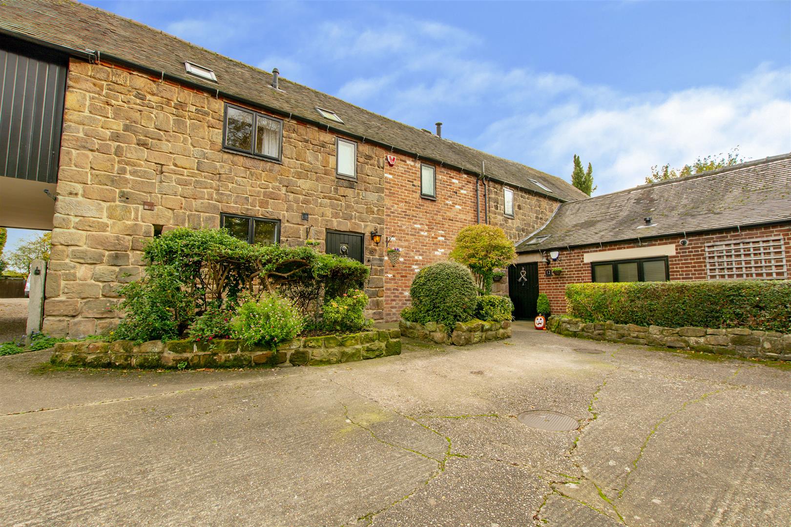 Hall Farm Court, Stanton By Dale Robert Ellis Estate Agents